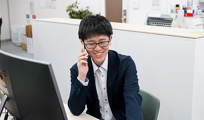 電話をするほしなさん