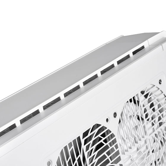 Positive air pressure design for excellent cooling (RVZ03W-ARGB)