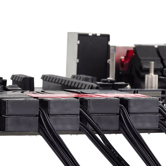 Ultra thin cable allows user to utilize all the SATA ports side by side