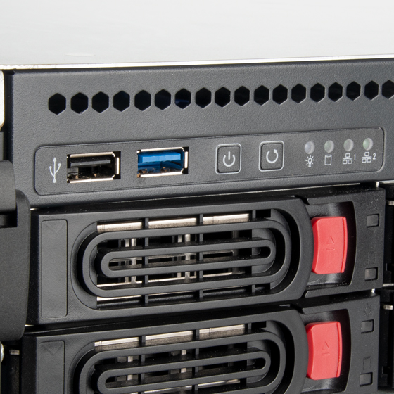 Front I/O ports: USB 2.0 x 1, USB 3.1 Gen 1 Type-A x 1