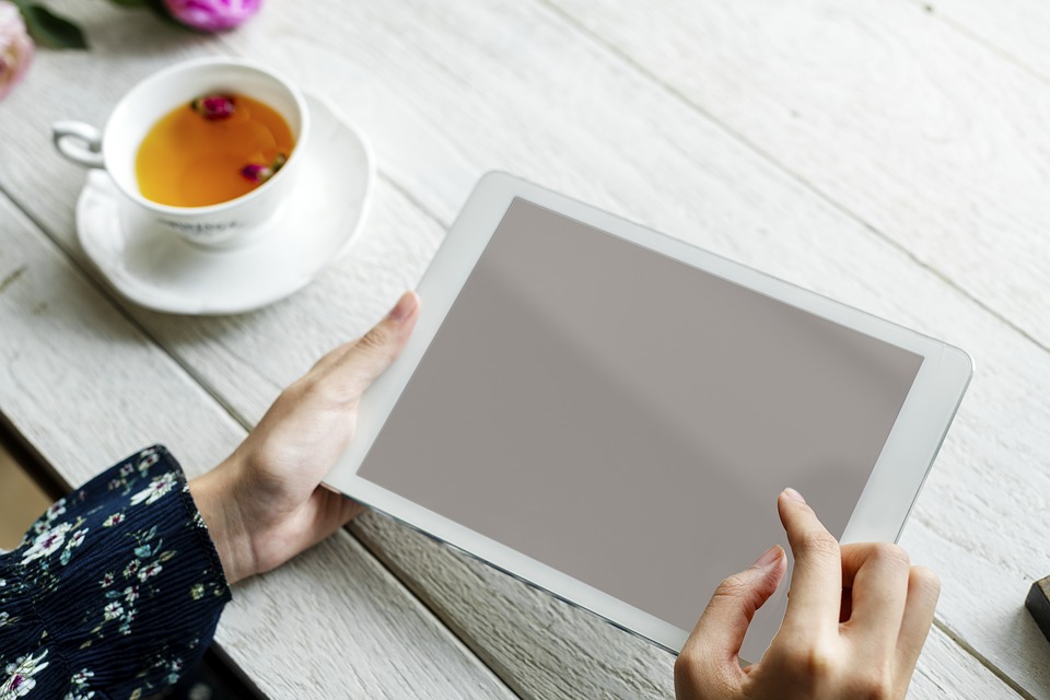 飲食店でも大活躍のタブレット!その活用法とは?