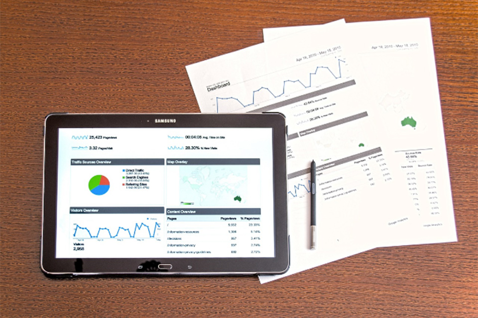 多くの企業がタブレットの導入に踏み切れないのはなぜ?